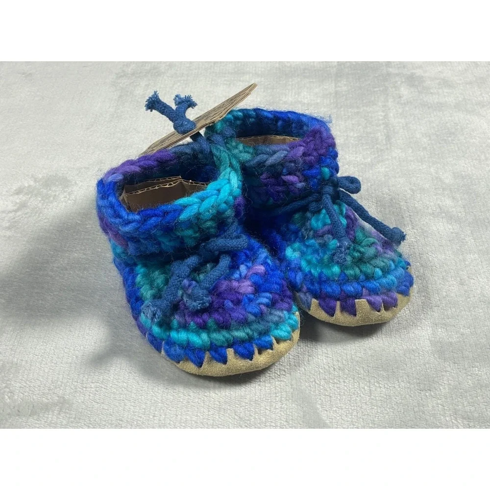 Padraig Cottage Baby Booties Infant Size B7 Blue Purple Wool Sheepskin Handmade